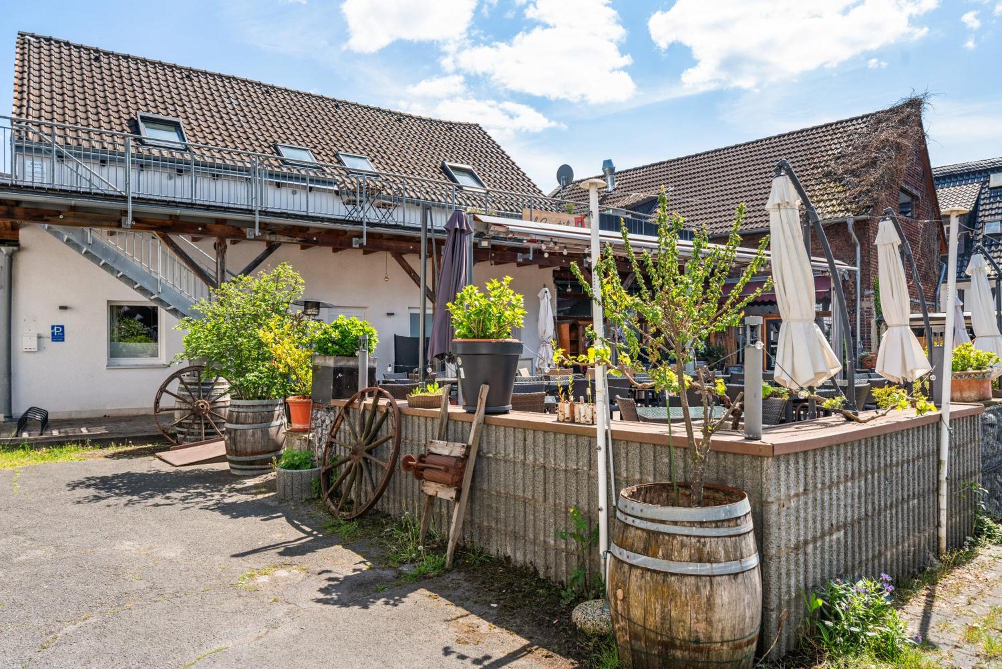 Mola Apartments-Charmante Ferienwohnung Im Herdecke Zentrum Fuer 3 Personen-Grosse Dachterrasse-Grill-Gratis Parken-Wlan מראה חיצוני תמונה
