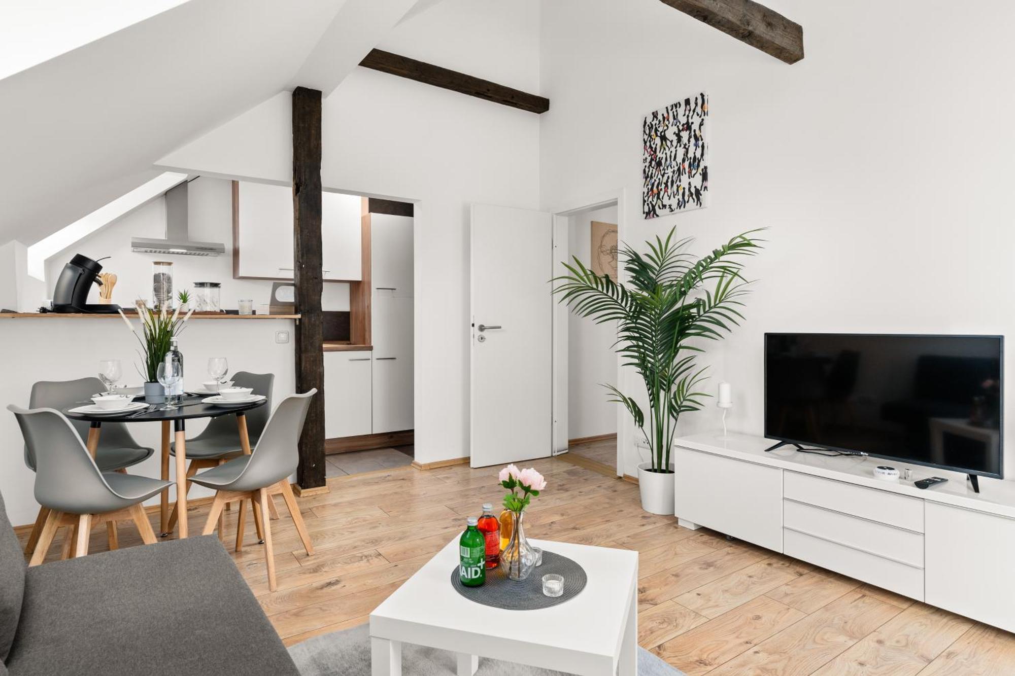 Mola Apartments-Charmante Ferienwohnung Im Herdecke Zentrum Fuer 3 Personen-Grosse Dachterrasse-Grill-Gratis Parken-Wlan מראה חיצוני תמונה